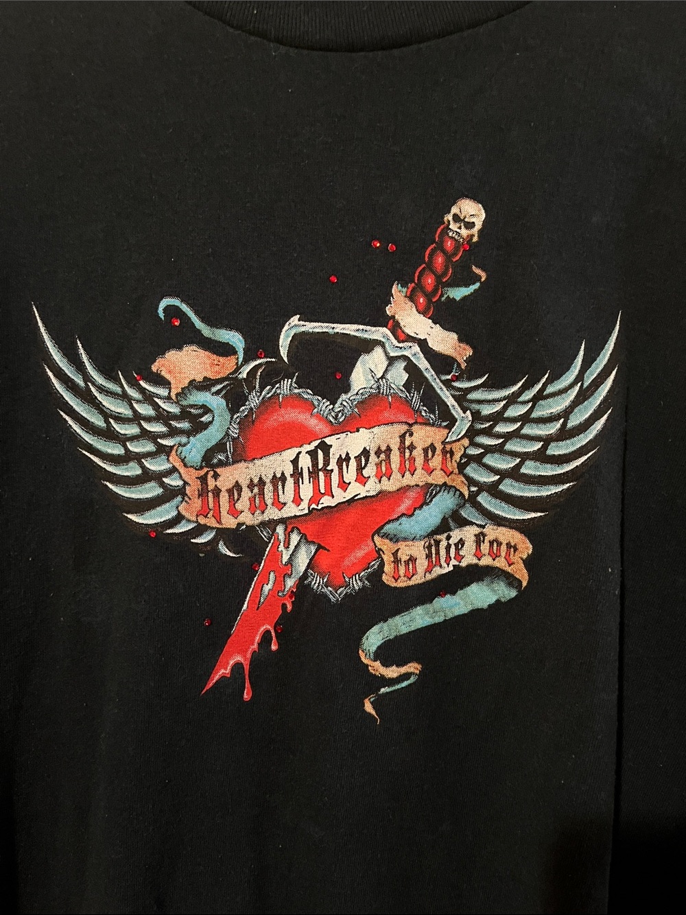 Skull HEART BREAKER TO DIE FOR Black T-Shirt Unisex Bloody Dagger Wings
Bob-wire